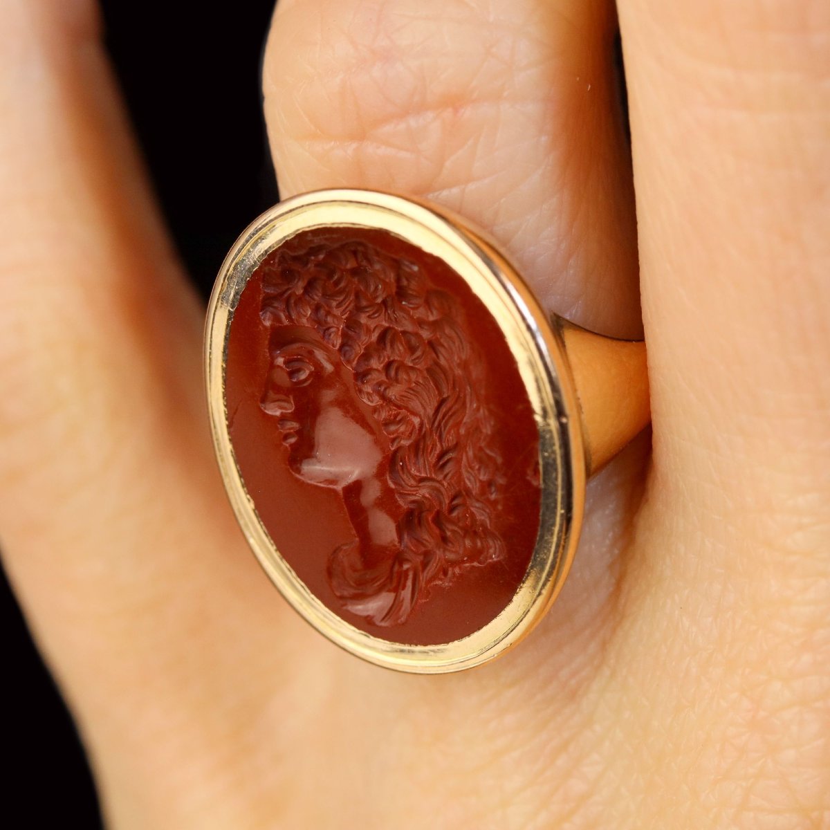 Bague ancienne intaille sur jaspe rouge-photo-6