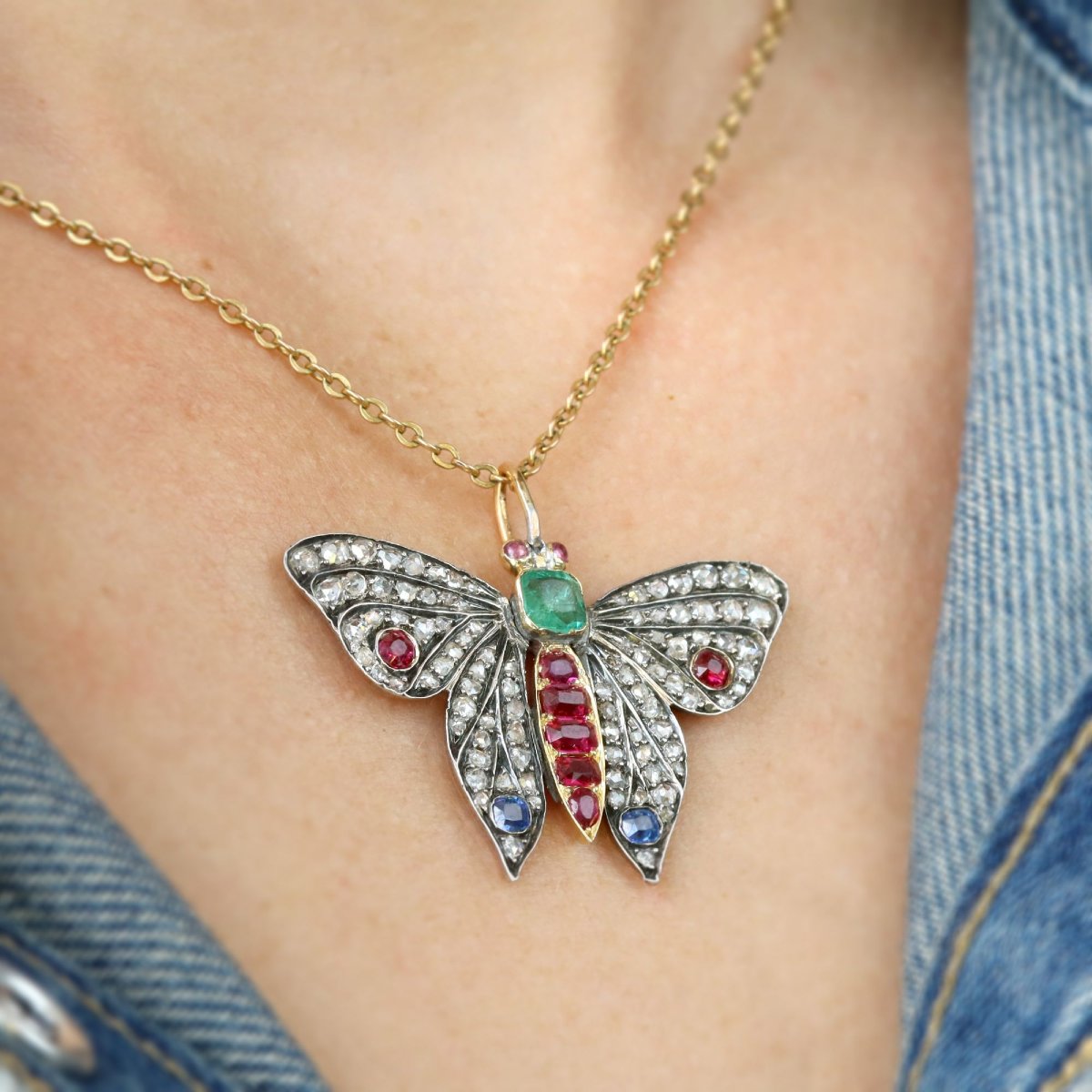 Pendentif papillon ancien diamants émeraude rubis saphirs-photo-2