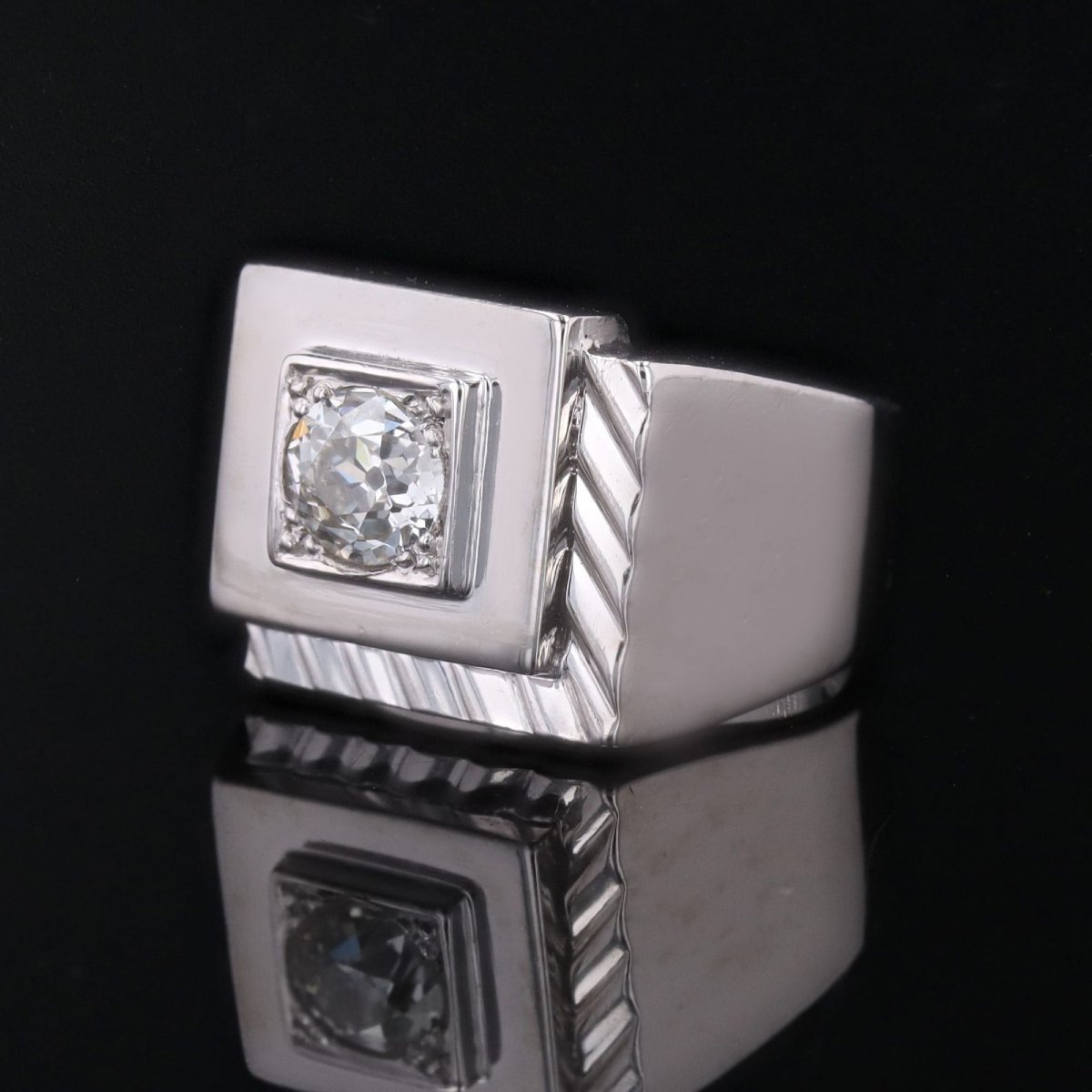 Vintage Platinum Diamond Signet Ring-photo-3
