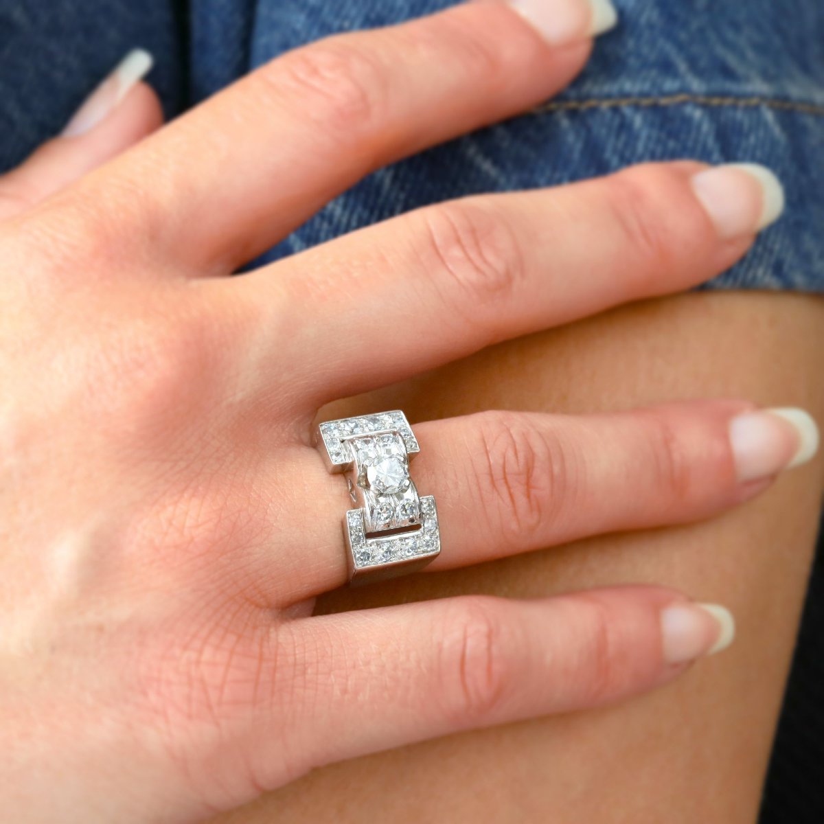 Art Deco Platinum Diamond Ring-photo-2
