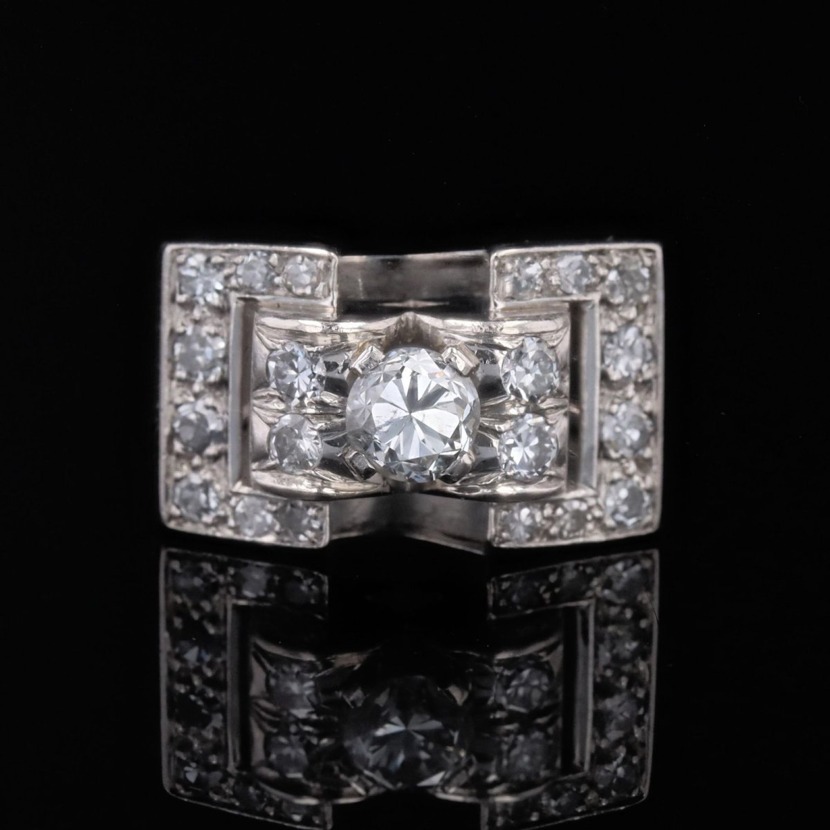 Art Deco Platinum Diamond Ring-photo-1