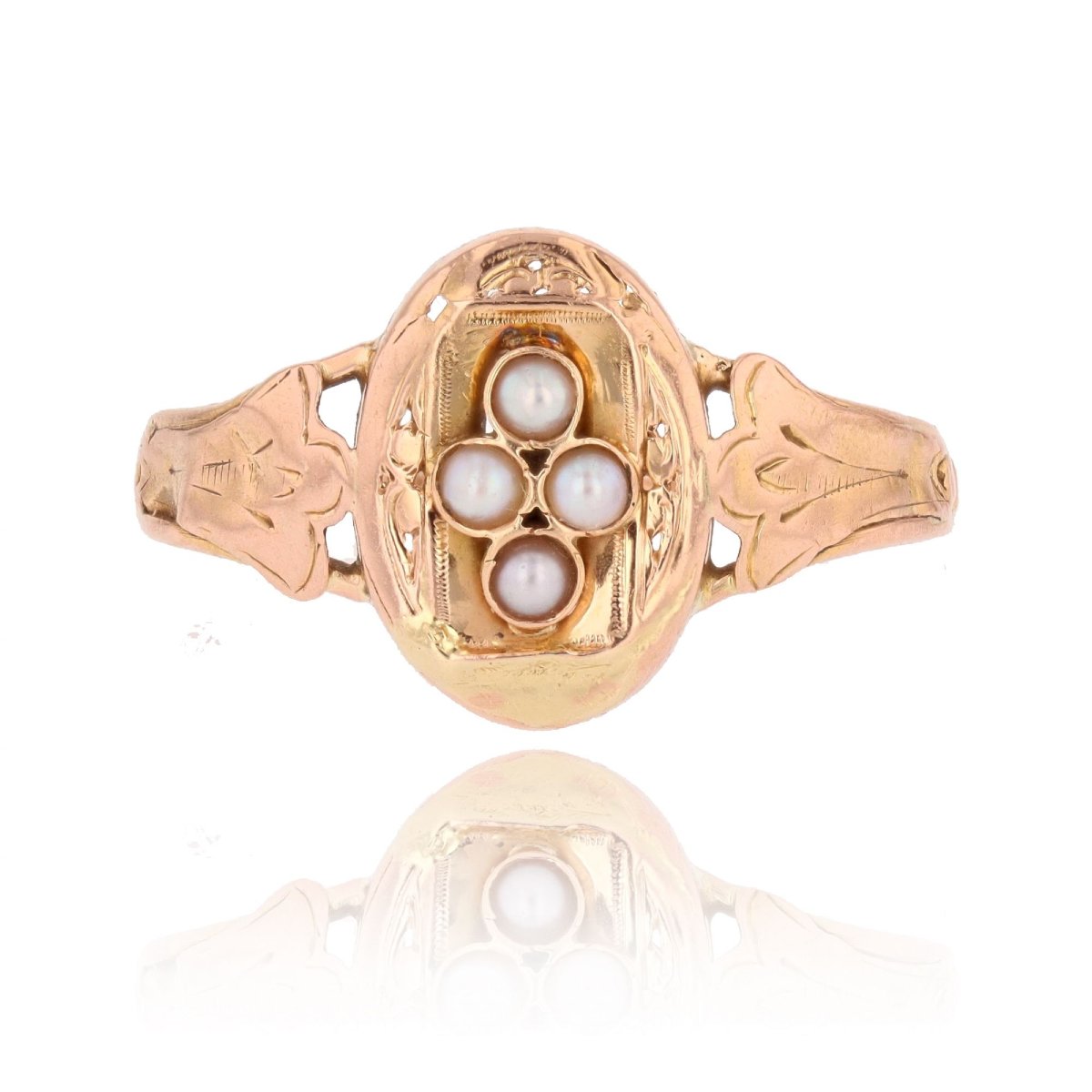 19th-century Fine Pearl Ring