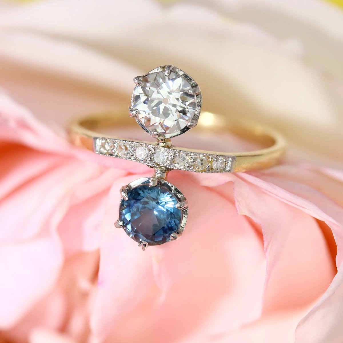 Bague Toi et moi diamants et saphir ancienne-photo-3