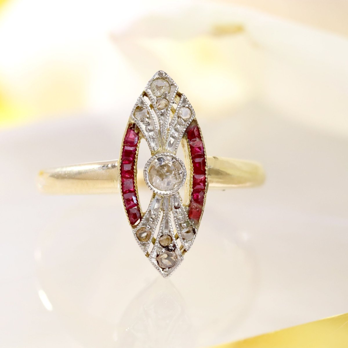 Bague art déco navette diamants et rubis-photo-3