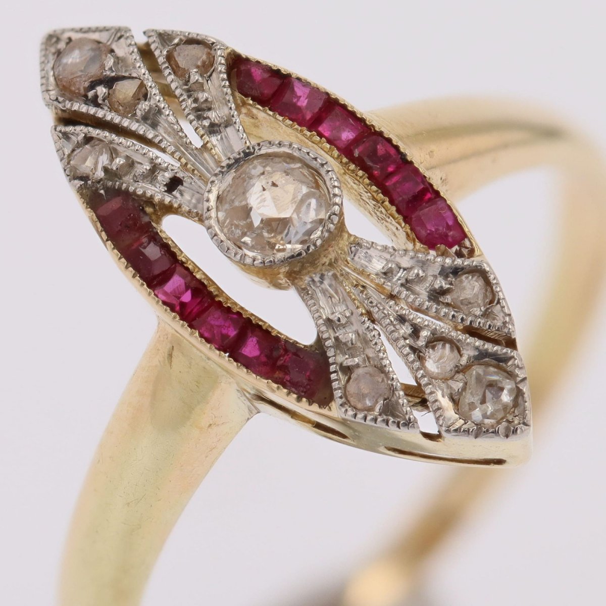 Bague art déco navette diamants et rubis-photo-1