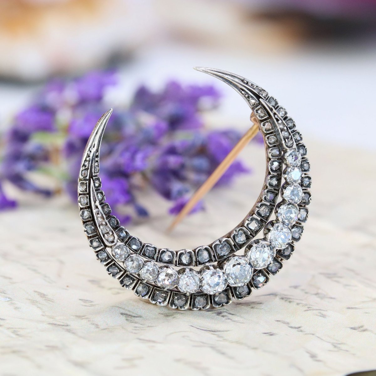 Broche ancienne croissant de lune diamants-photo-2