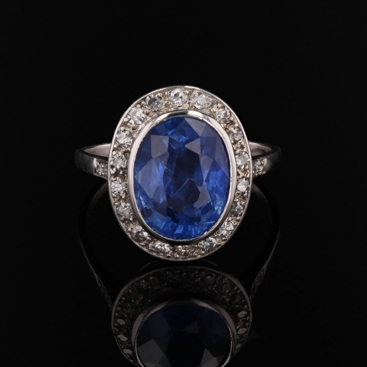 Bague ovale saphir diamants platine-photo-4