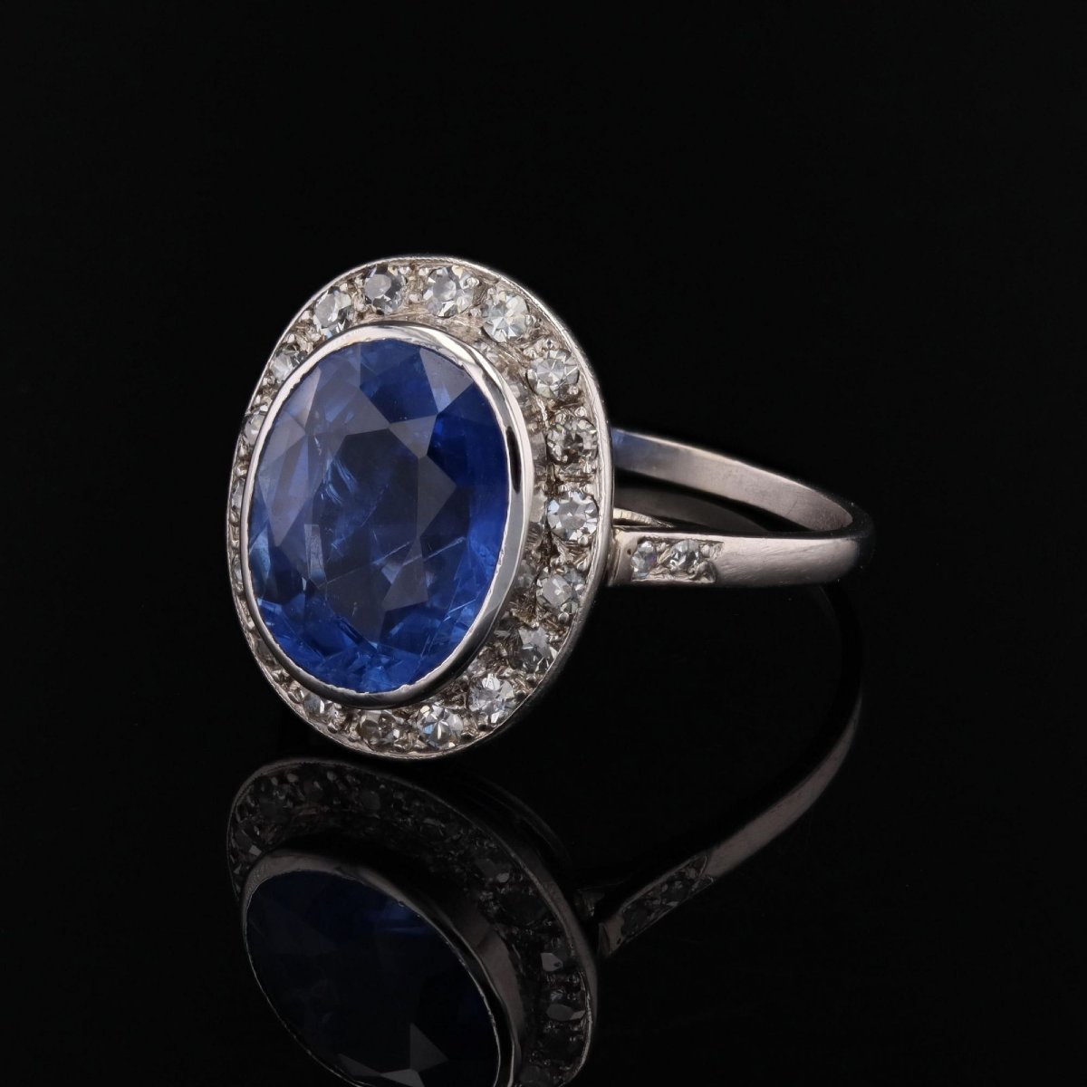 Bague ovale saphir diamants platine-photo-3