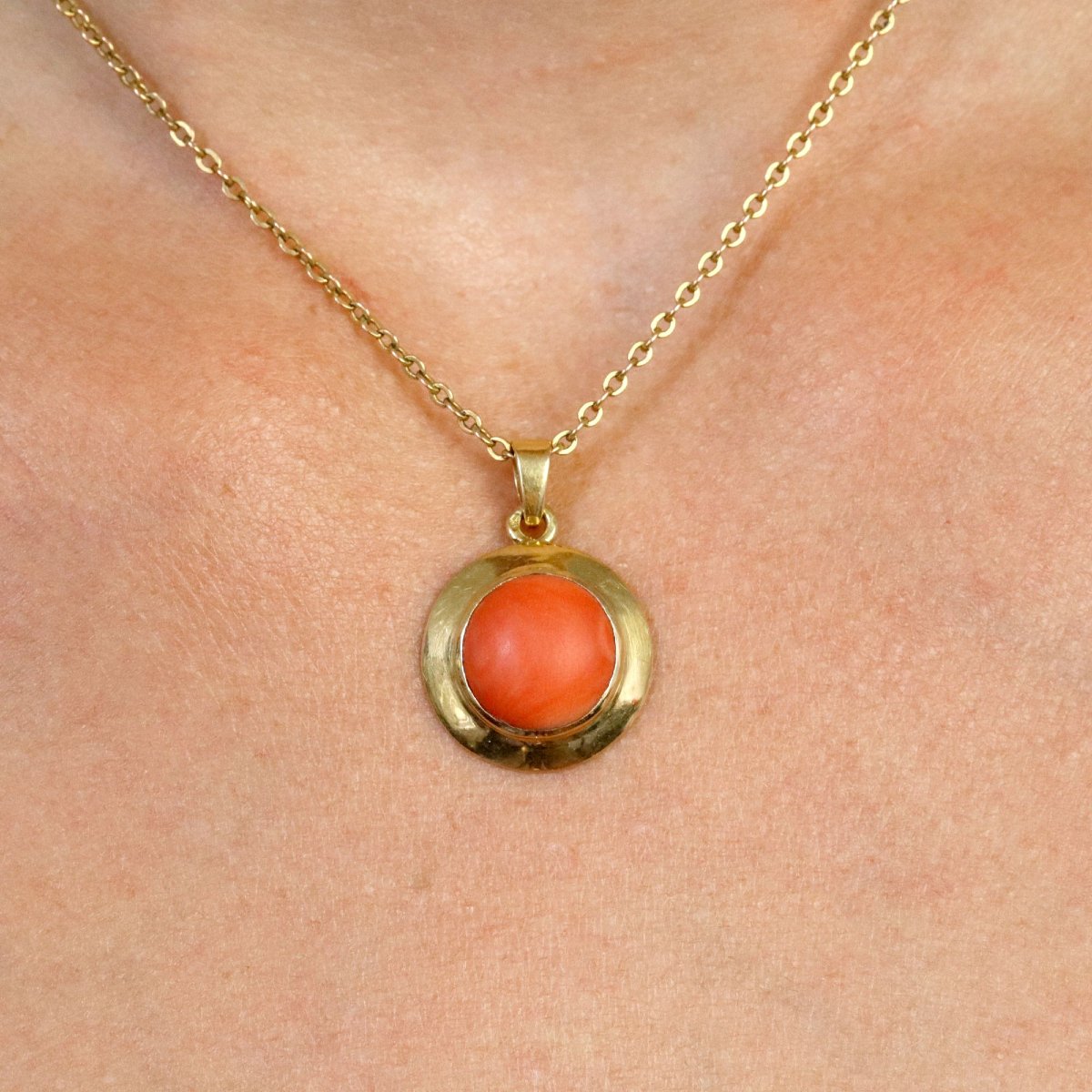 Pendentif rond or jaune corail-photo-2