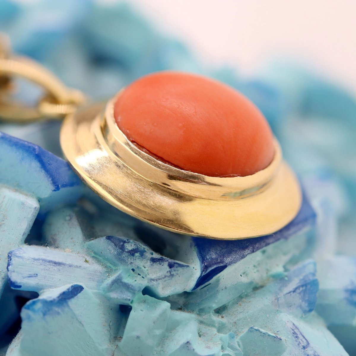 Pendentif rond or jaune corail-photo-3