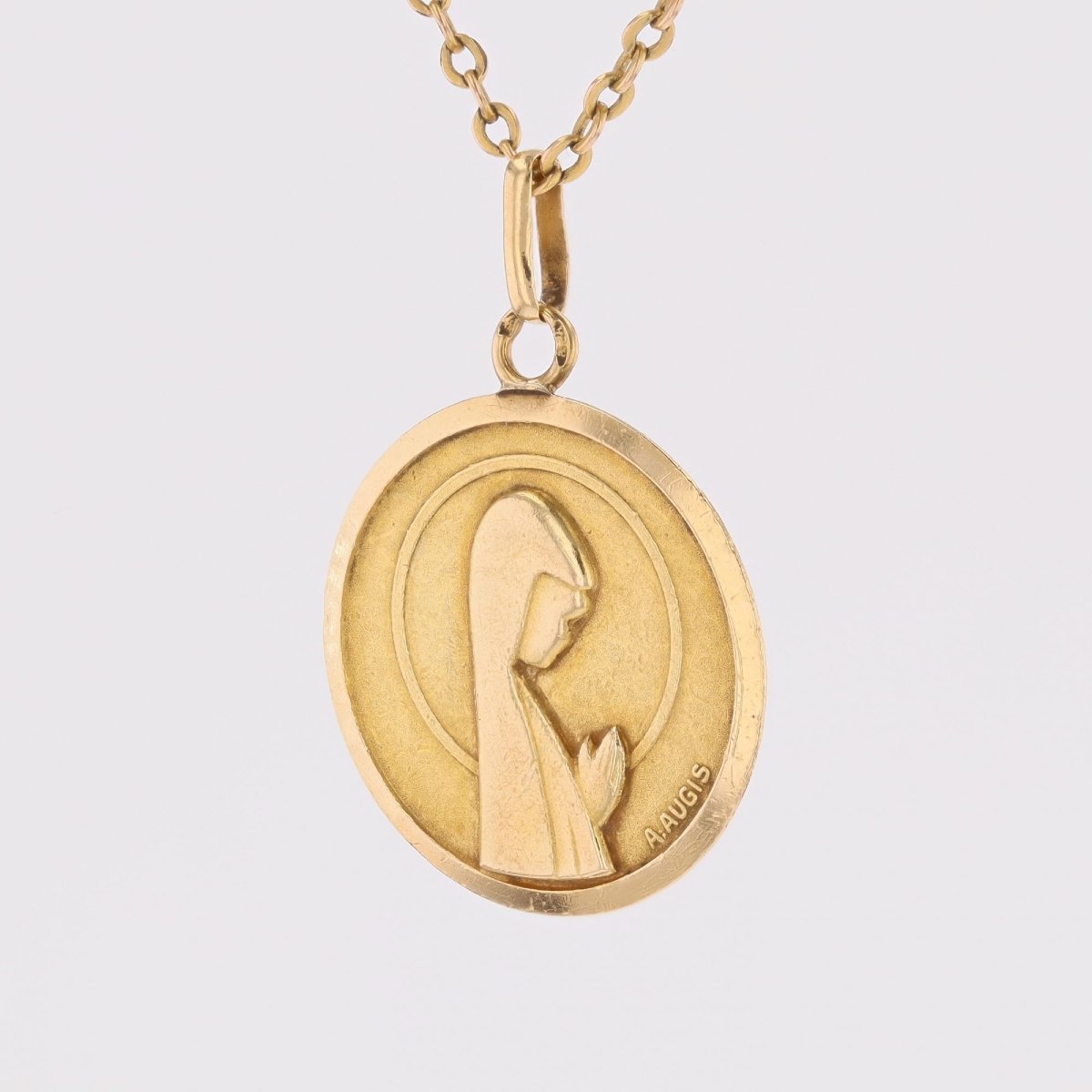 Yellow Gold Virgin Medal, Signed By Augis-photo-4