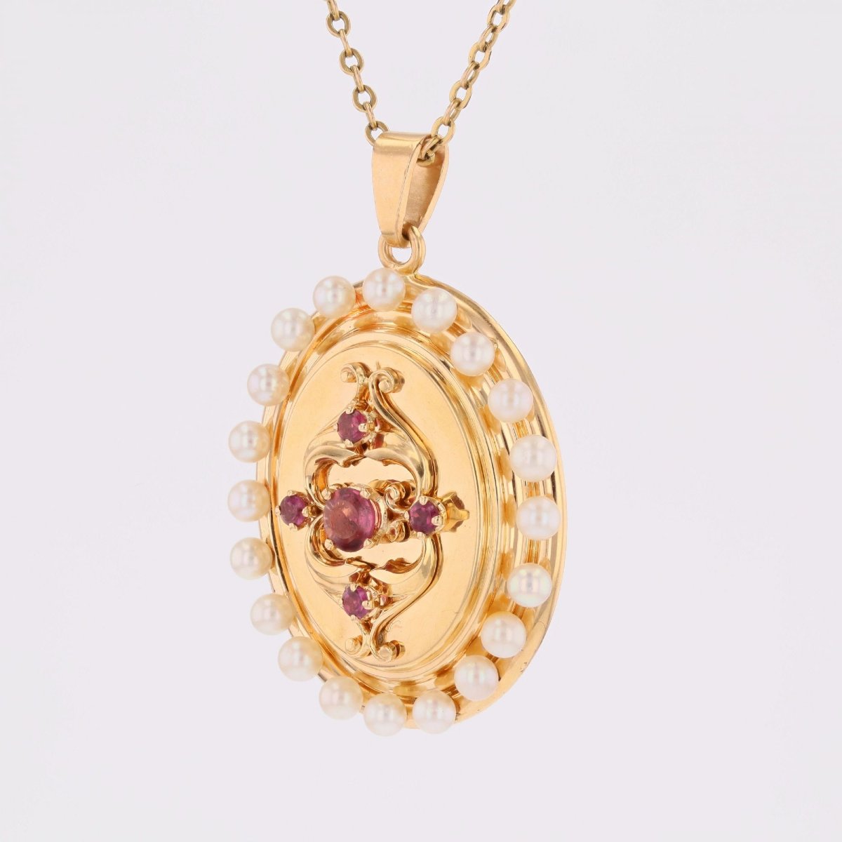 Cultured Pearl And Garnet Medallion Pendant-photo-4
