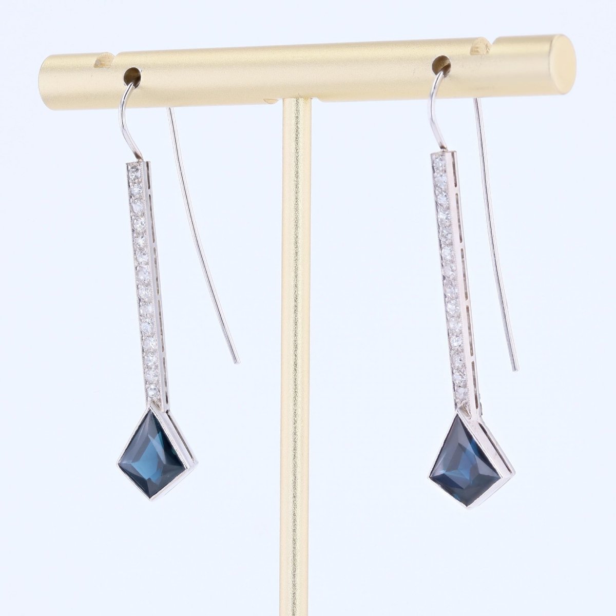 Vintage Sapphire And Diamond Drop Earrings-photo-4