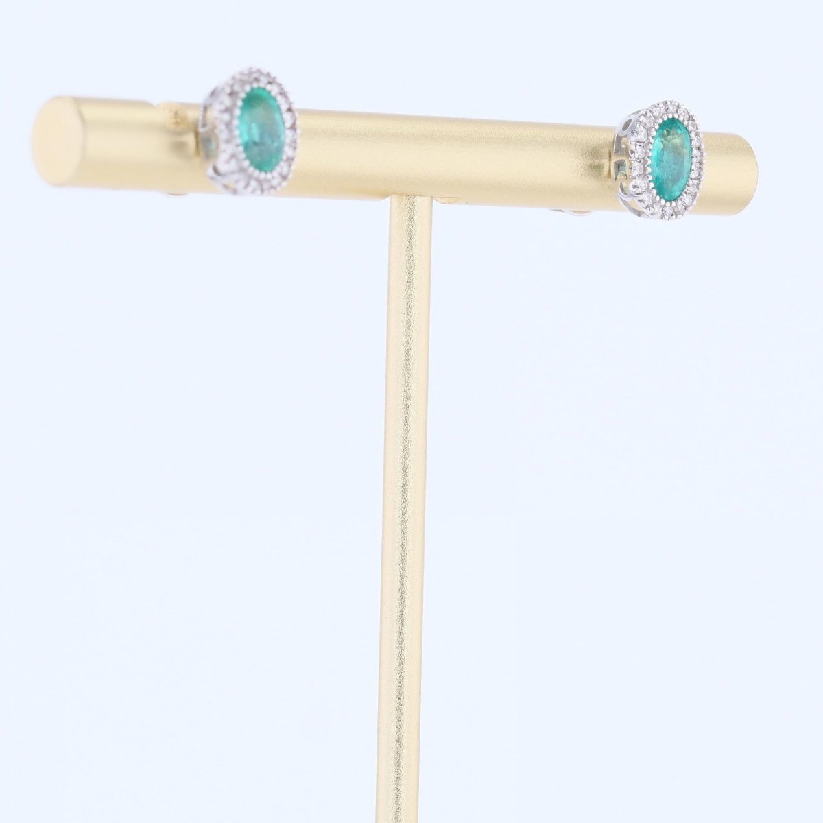 Boucles d’oreilles ovales émeraudes et diamants-photo-1