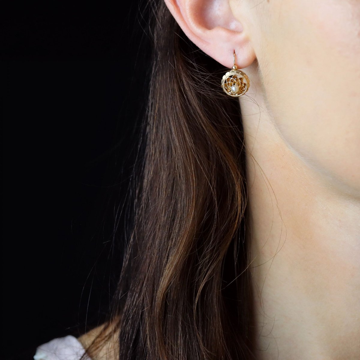 Boucles d'oreilles dormeuses anciennes or perles fines-photo-3