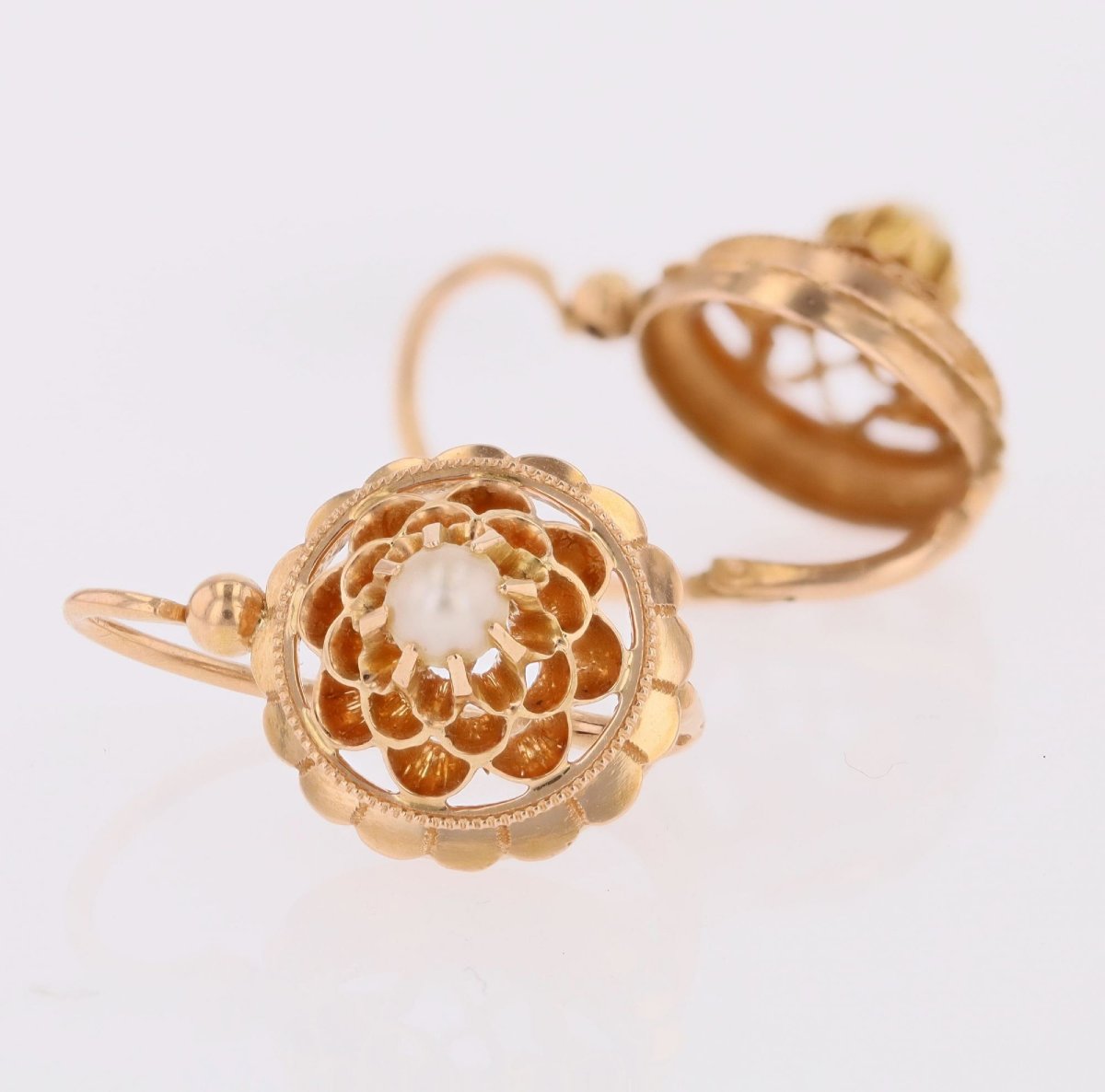 Boucles d'oreilles dormeuses anciennes or perles fines-photo-5