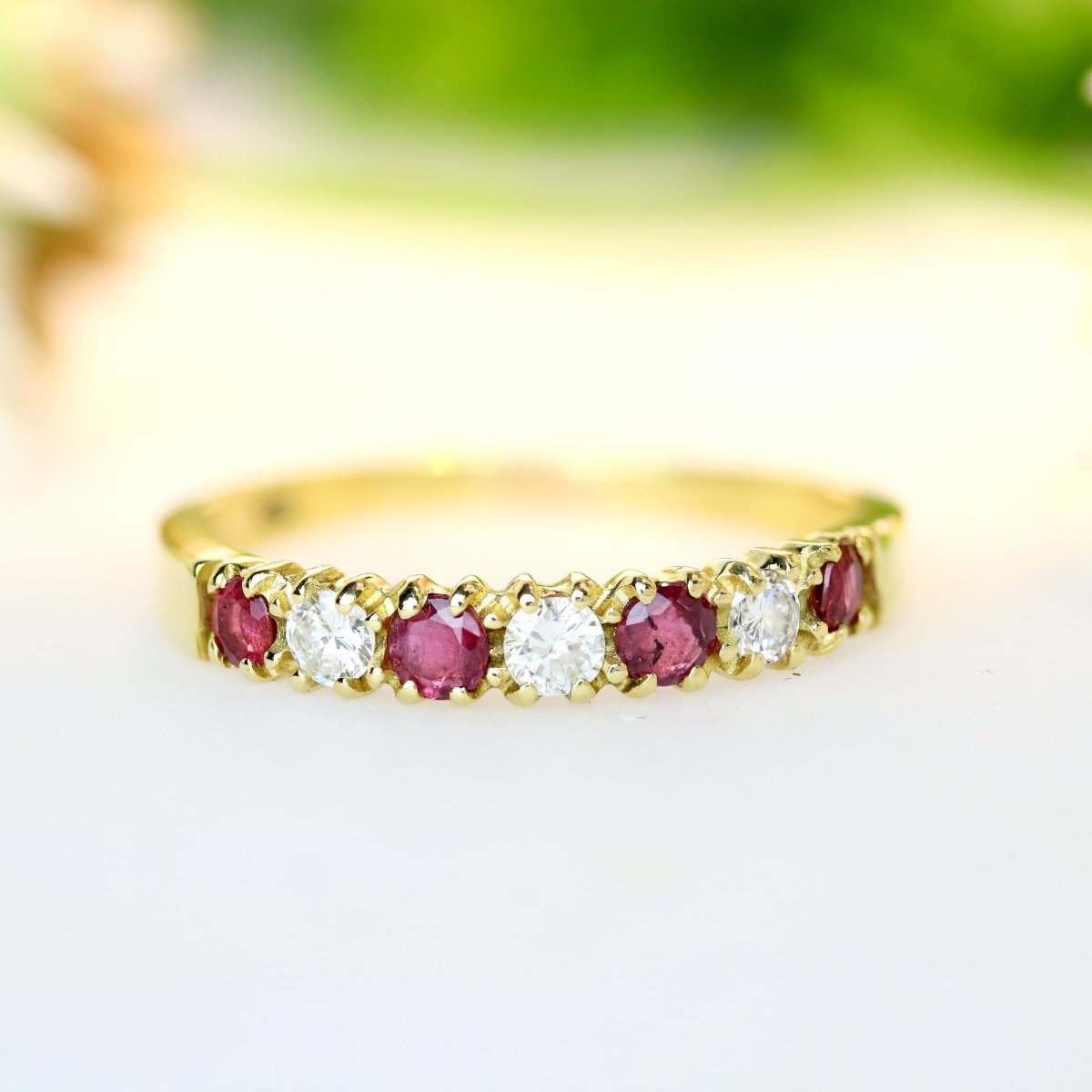 Demi alliance rubis diamants or jaune-photo-3