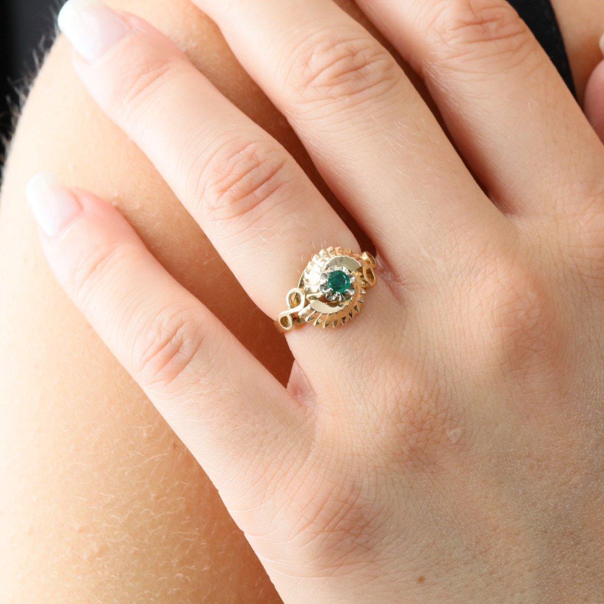 Bague rétro émeraude or rose-photo-1