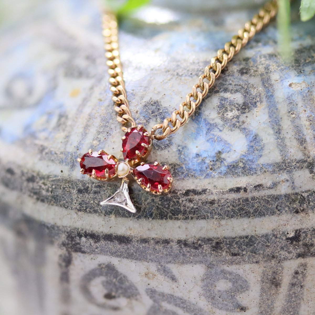 Collier or rose trèfle rubis diamants perle fine-photo-6