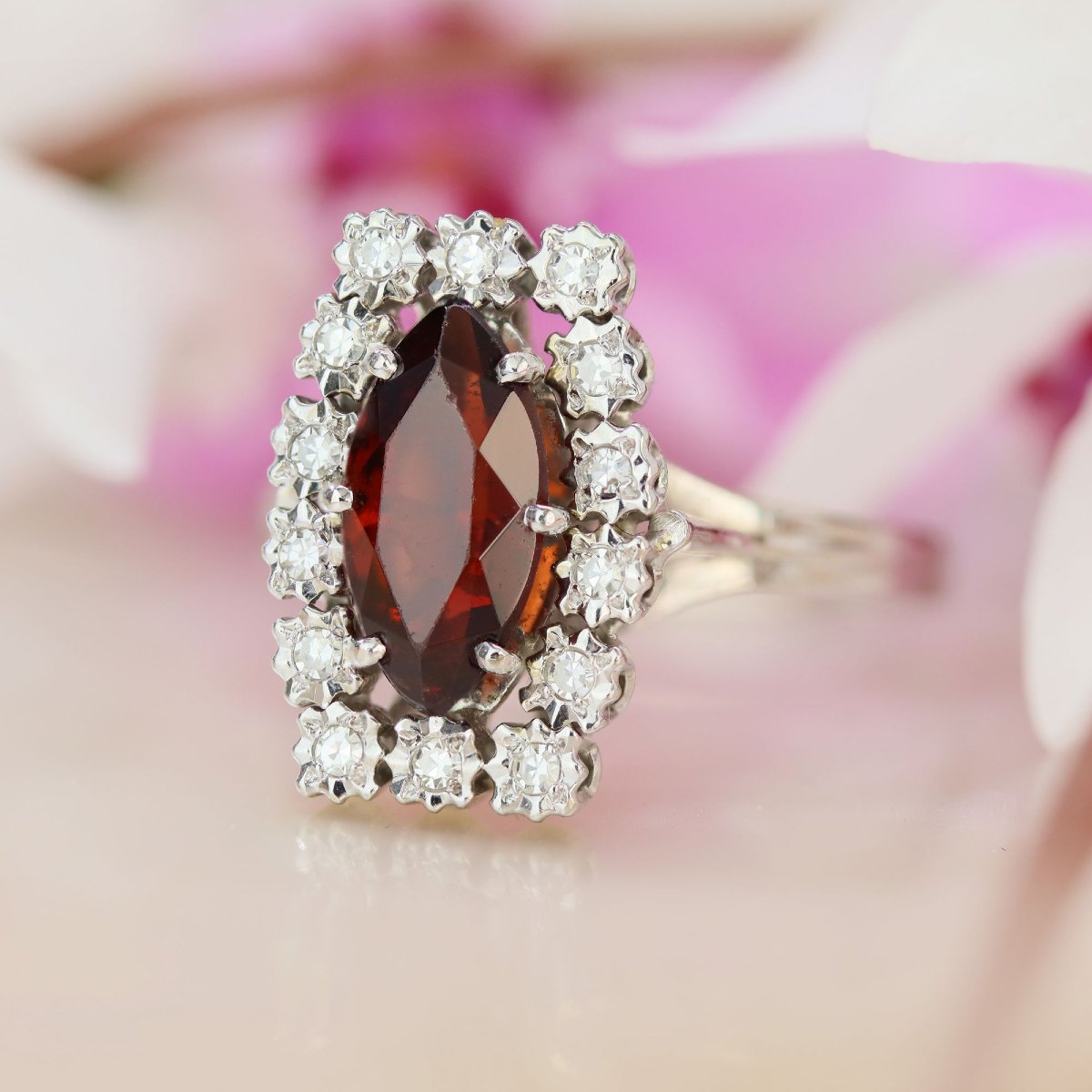 Vintage Ring With A Marquise-cut Garnet And Diamonds-photo-3