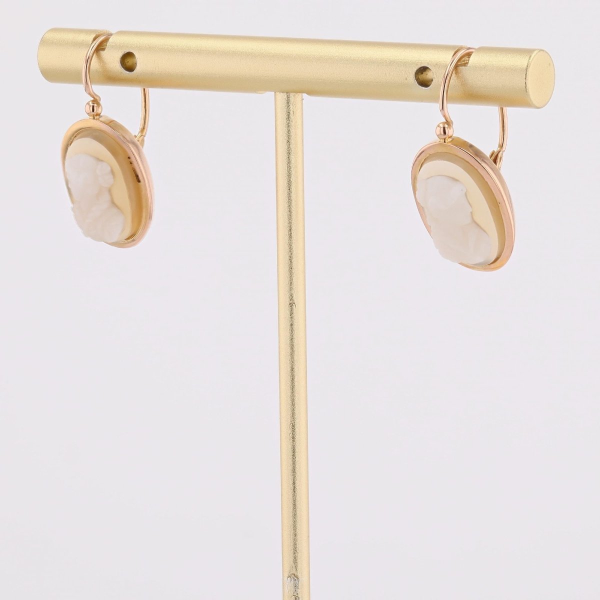 Vintage Cameo Earrings Set In Agate And Rose Gold-photo-1