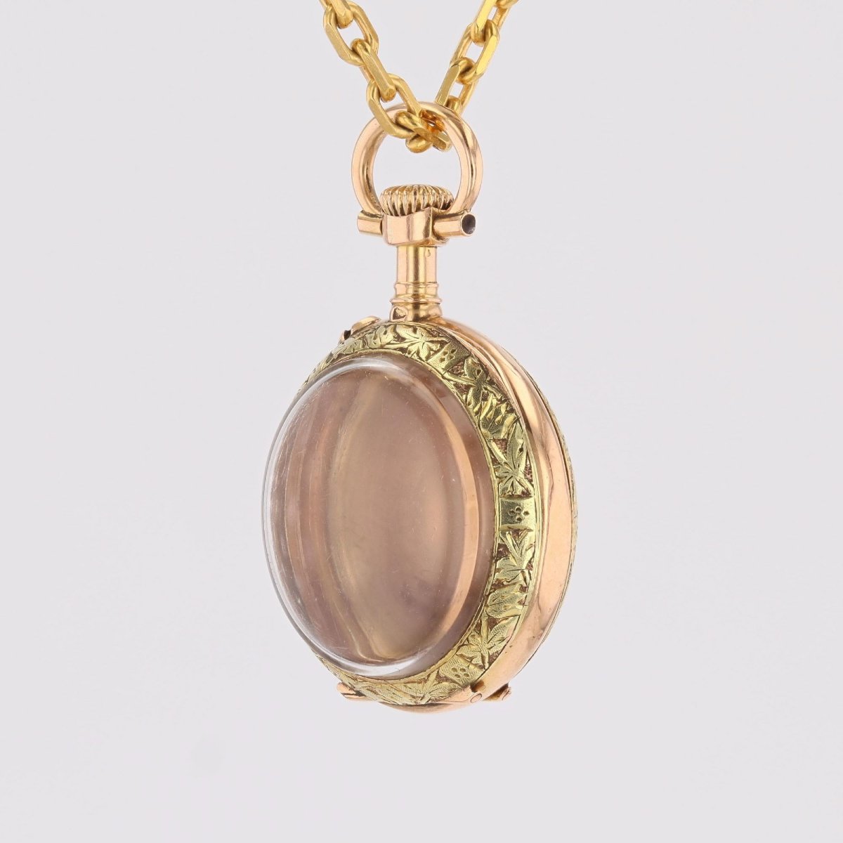 Médaillon ancien deux ors diamants taillés en rose-photo-4