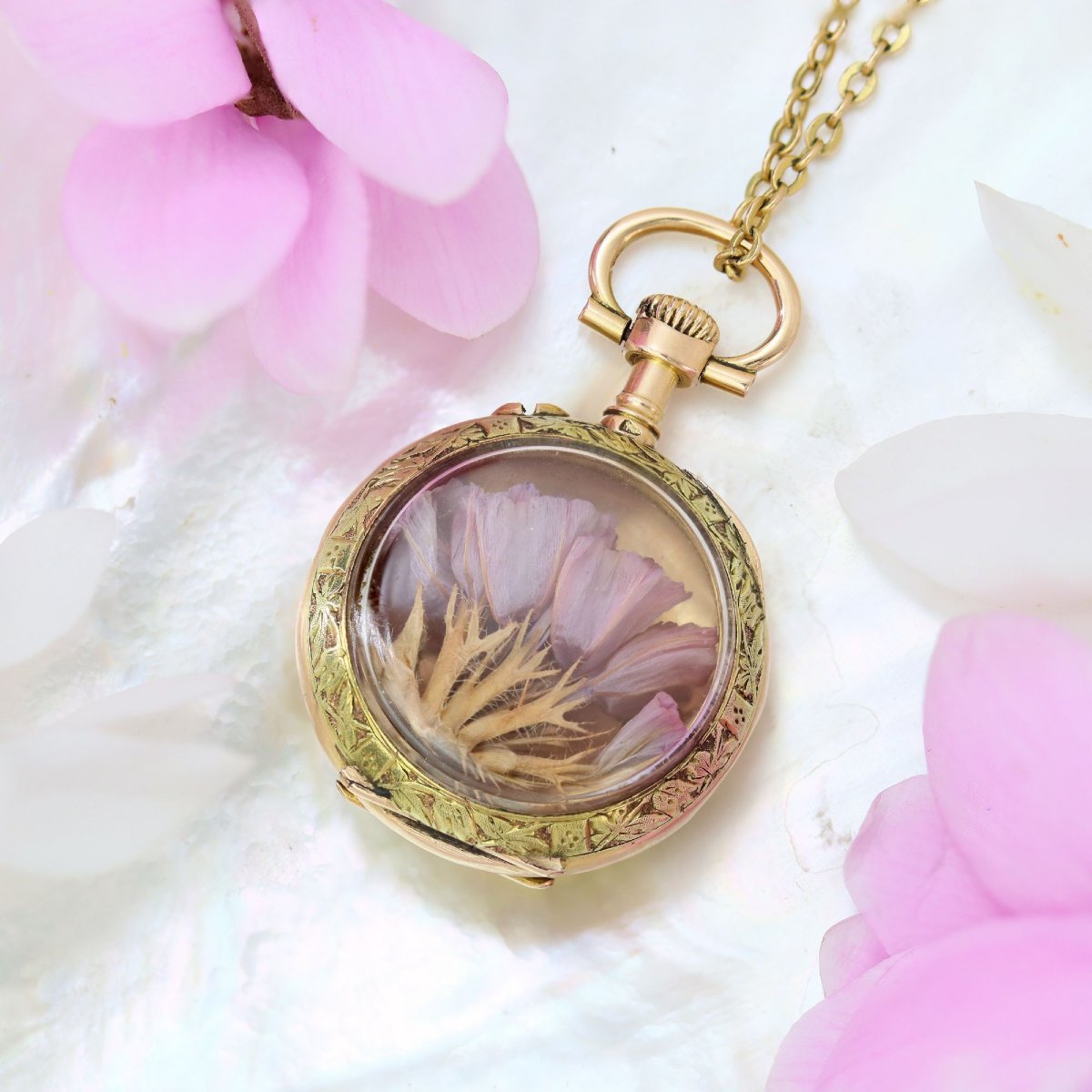 Médaillon ancien deux ors diamants taillés en rose-photo-3