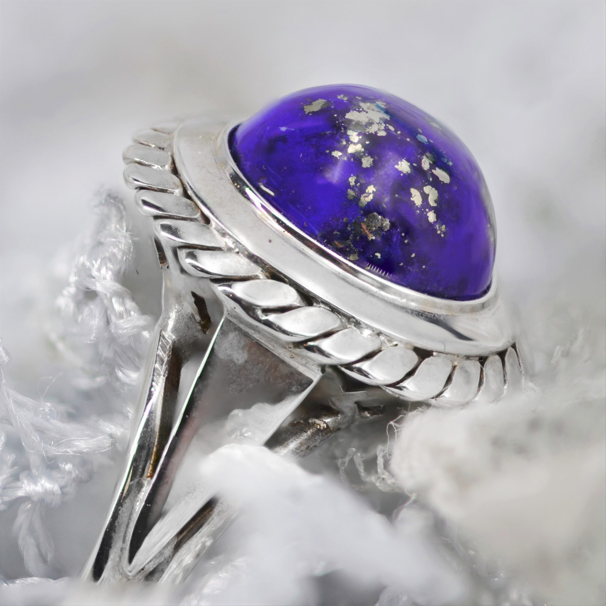 Vintage White Gold Lapis Lazuli Ring-photo-3