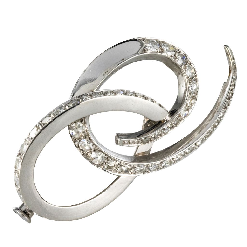 Brooch In White Gold And Diamonds