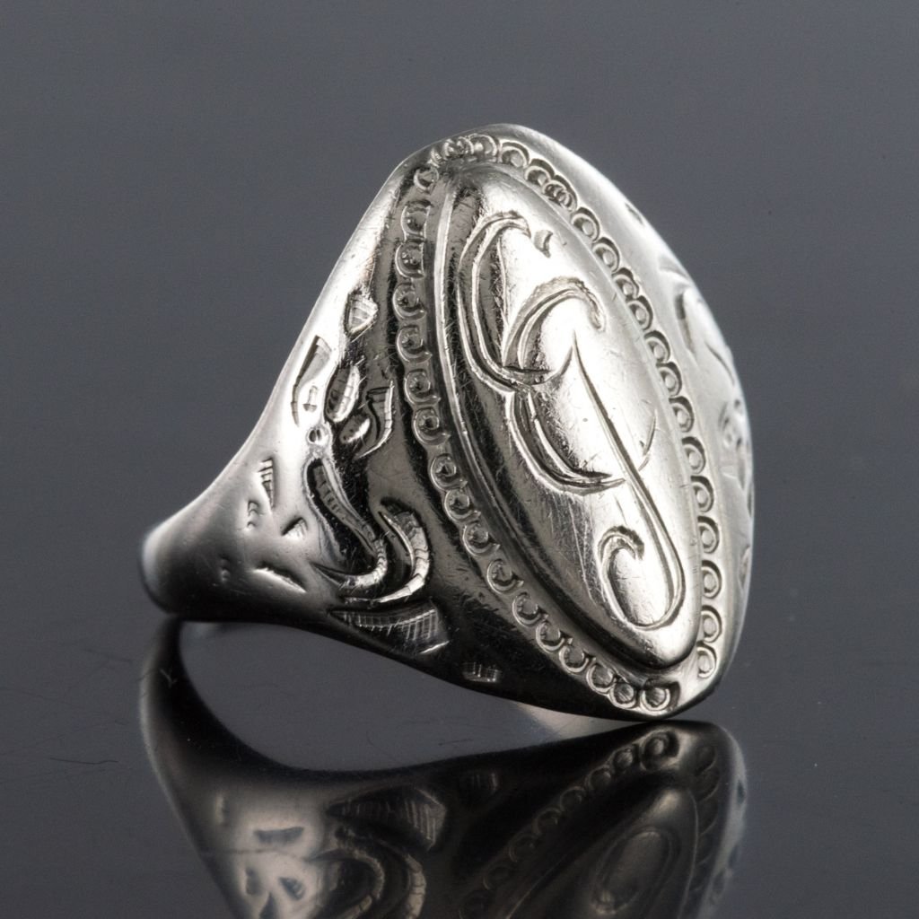 Old Silver Signet Ring-photo-4