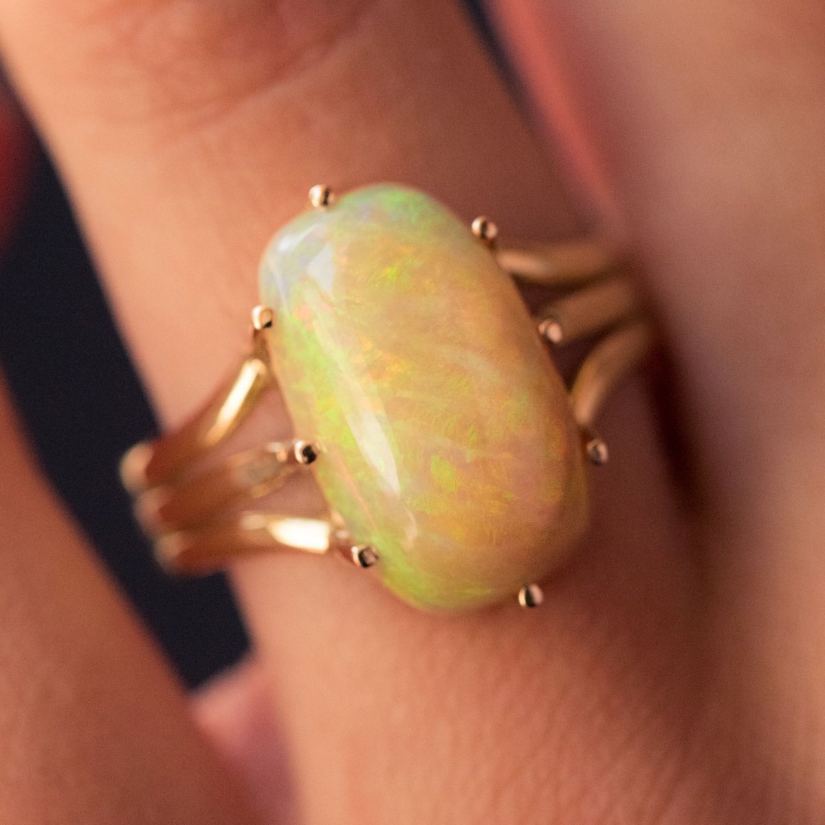 Old Australian Opal And Gold Ring-photo-4