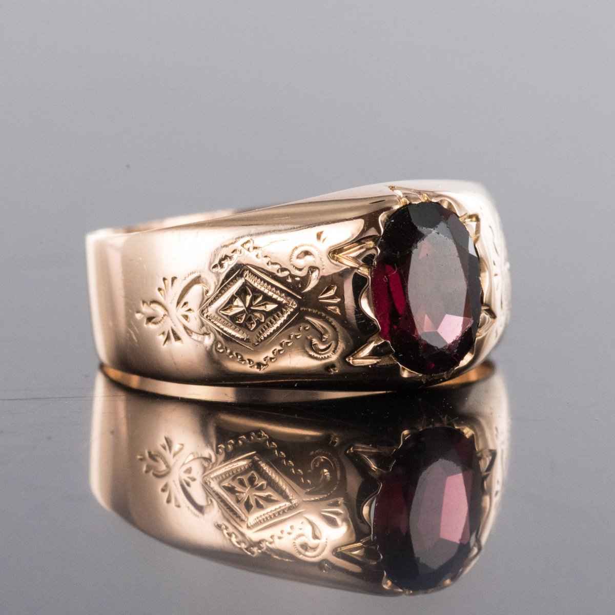 Garnet Ring Rose Gold-photo-5