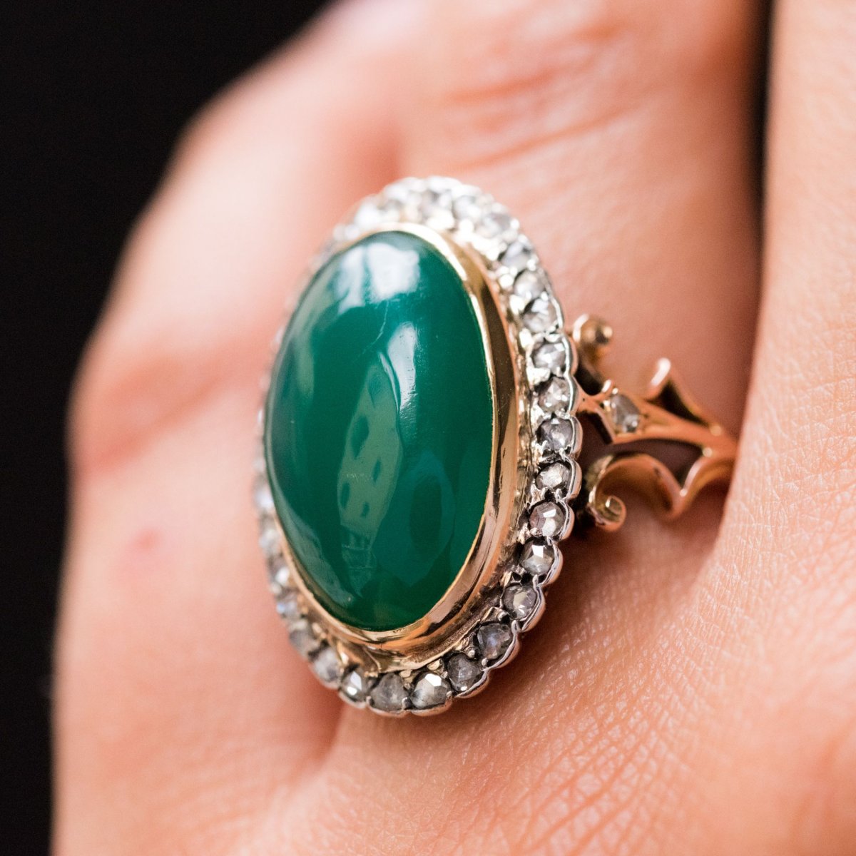 Old Green Agate And Rose Cut Diamond Ring-photo-4