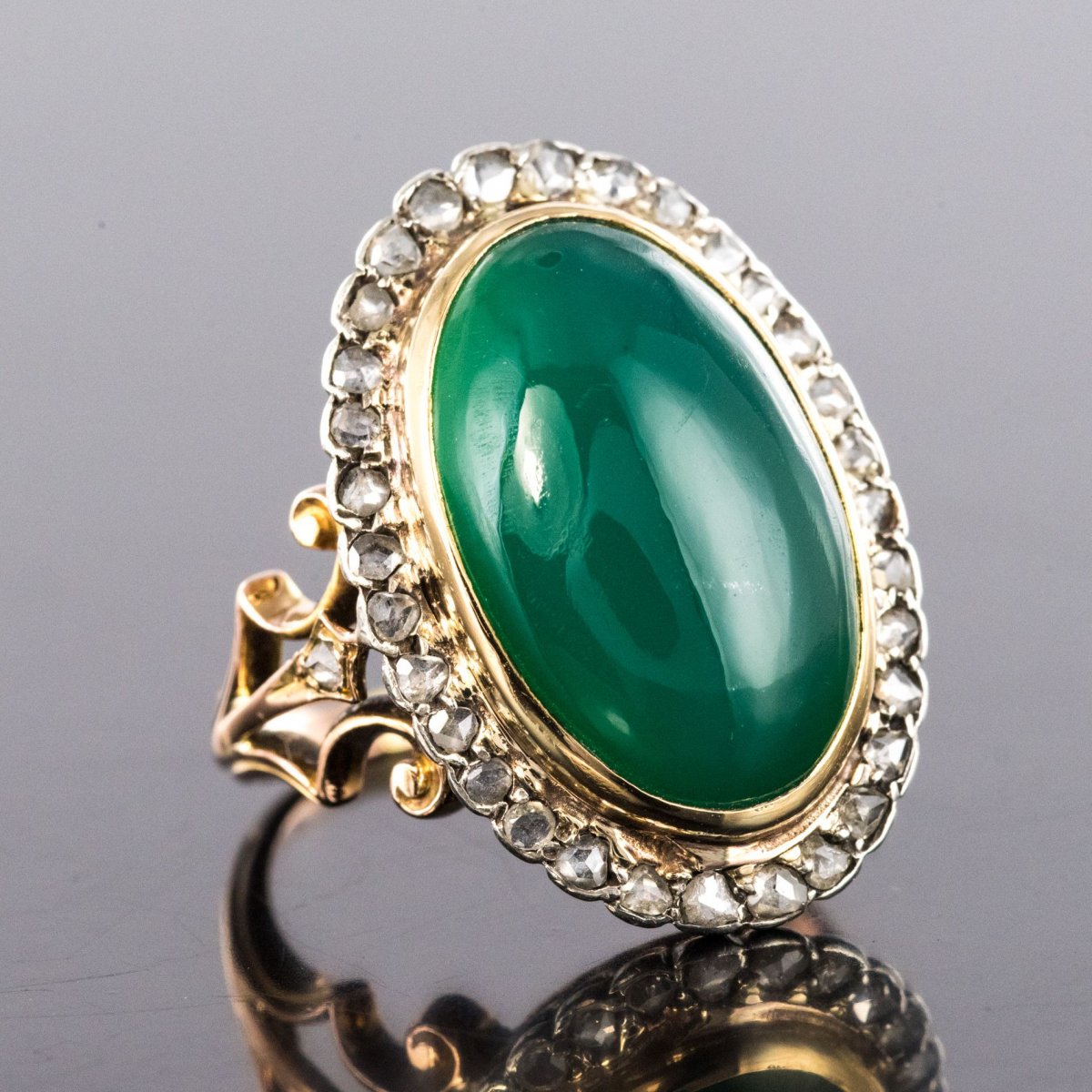 Old Green Agate And Rose Cut Diamond Ring-photo-3