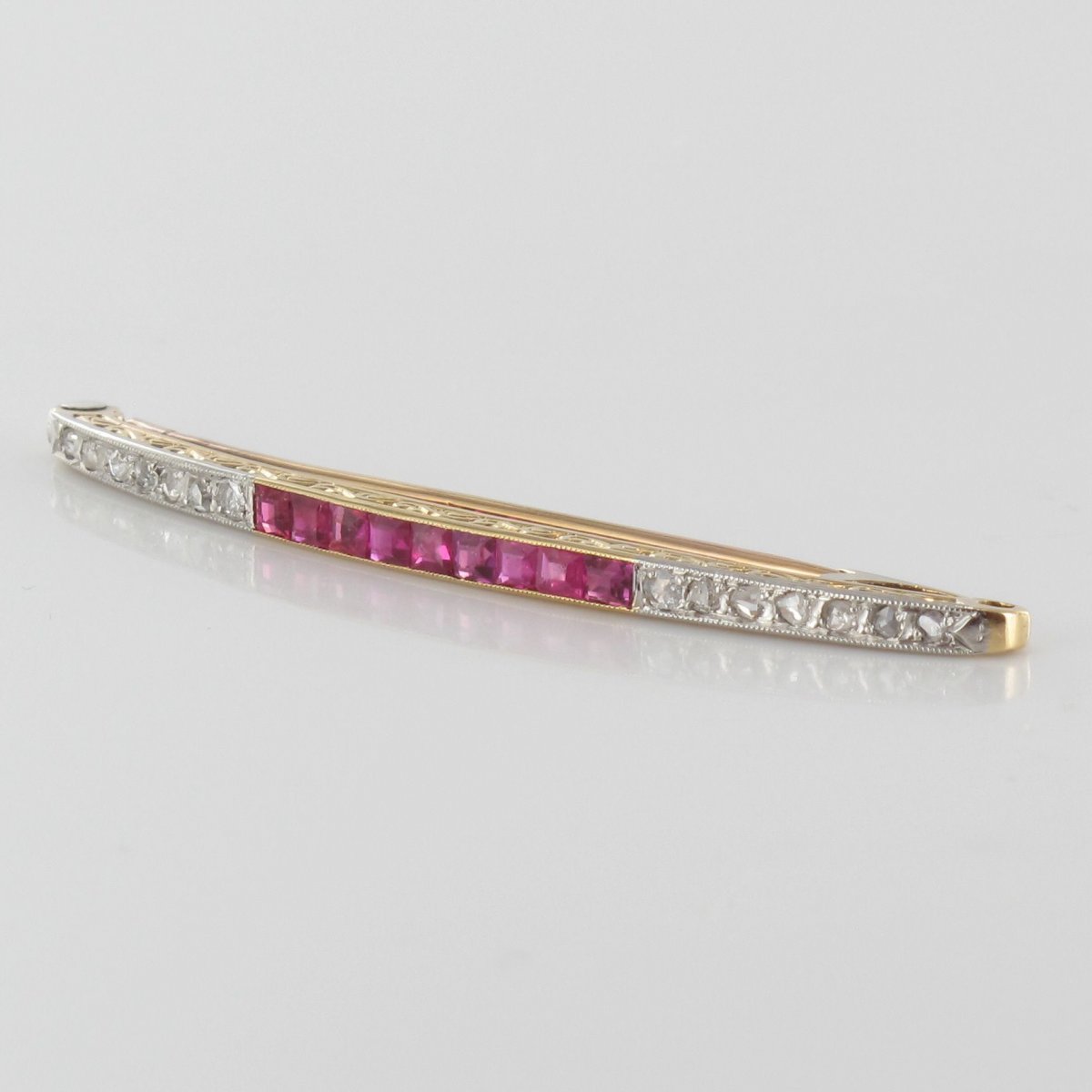 Ruby And Diamond Line Art Deco Brooch-photo-1