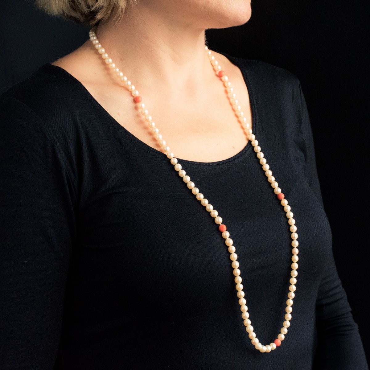 Pearls And Coral Beads Long Necklace-photo-2