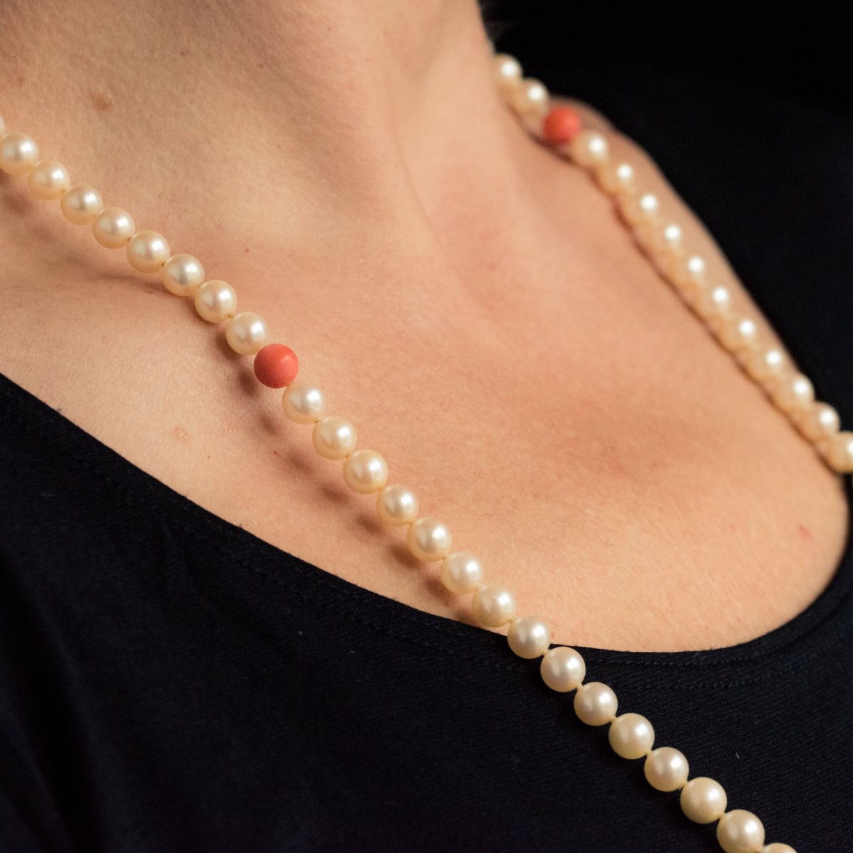Pearls And Coral Beads Long Necklace-photo-2