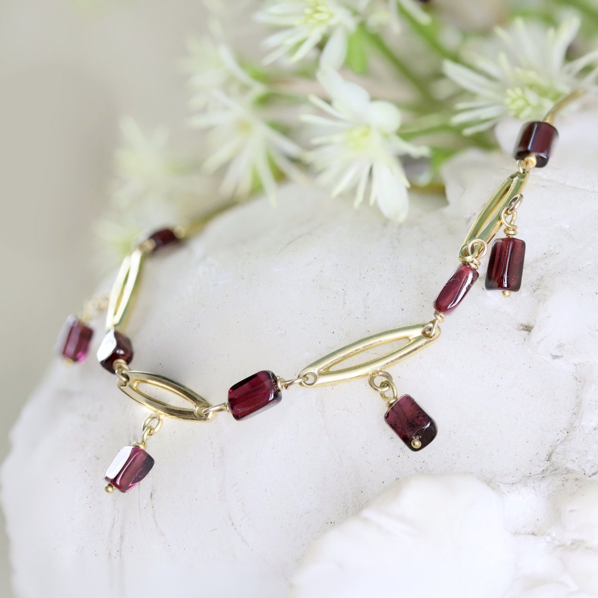 Gold And Garnets Bracelet-photo-3