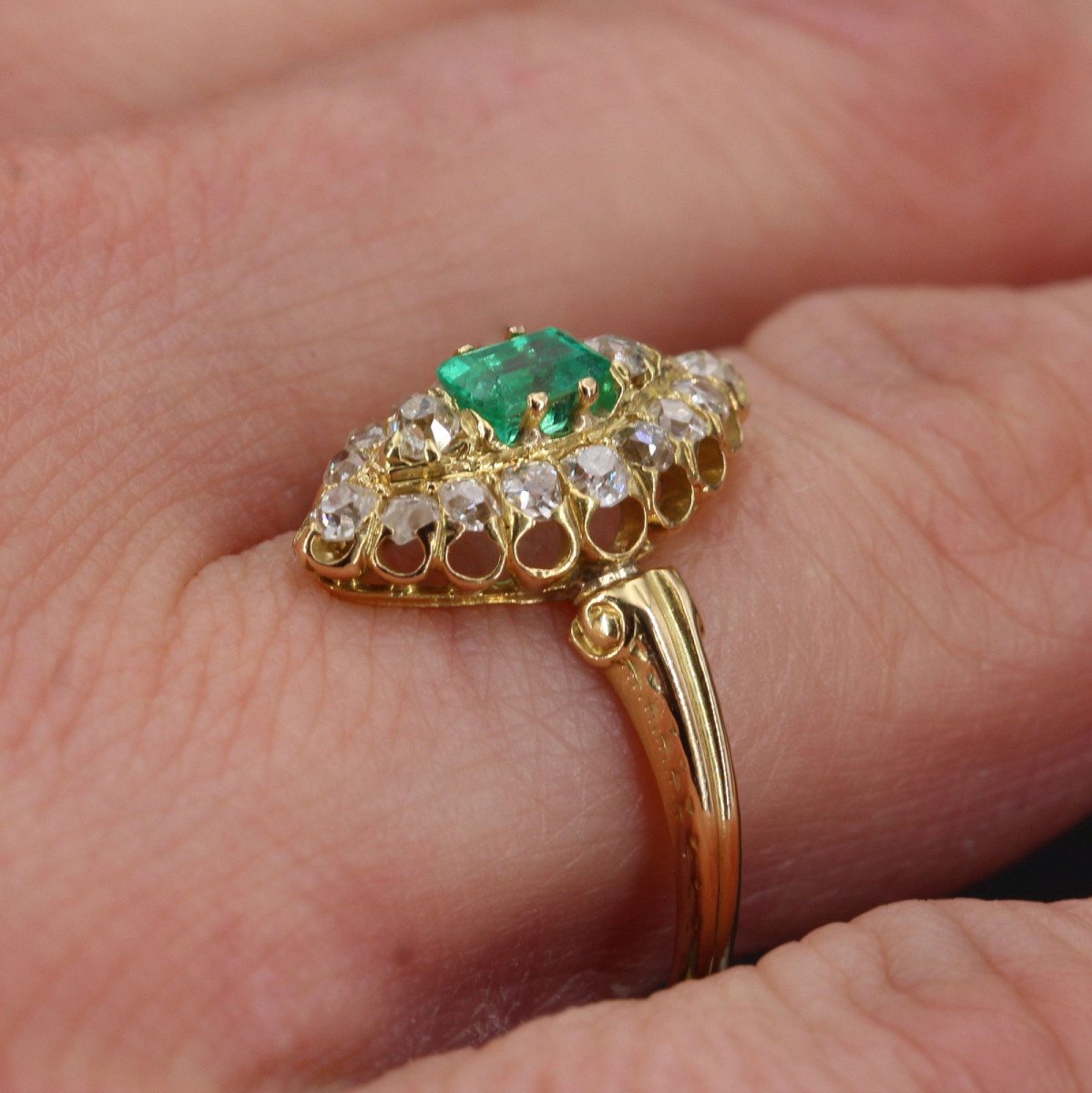 Old Marquise Emerald Diamond Ring-photo-4