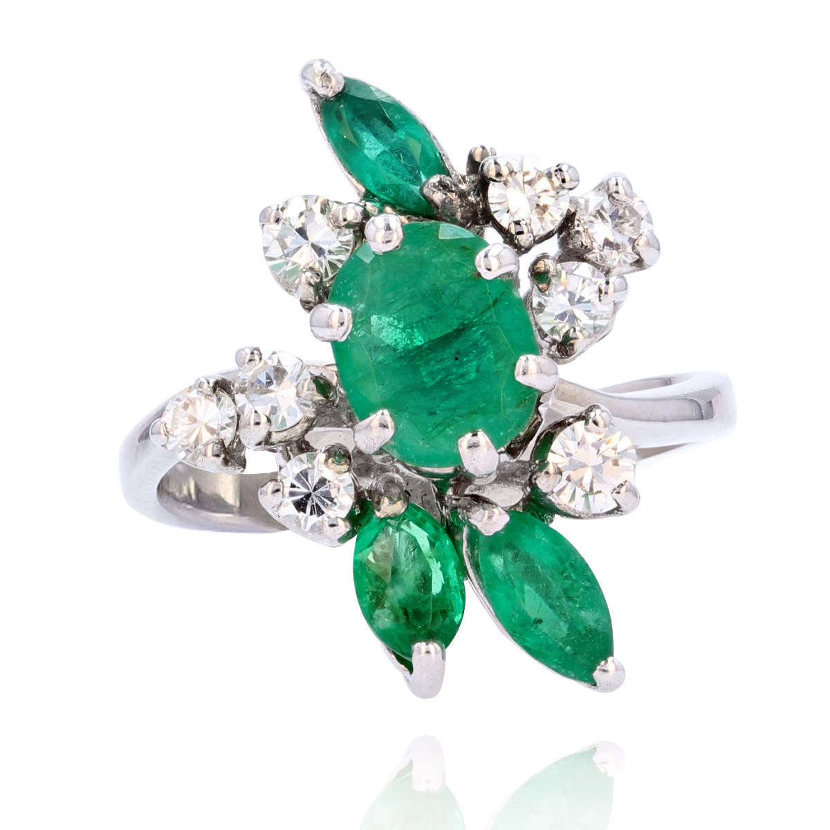 Vintage Emeralds And Diamonds Ring