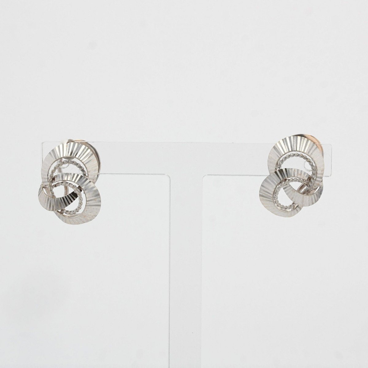 Vintage White Gold Clip-on Earrings-photo-2