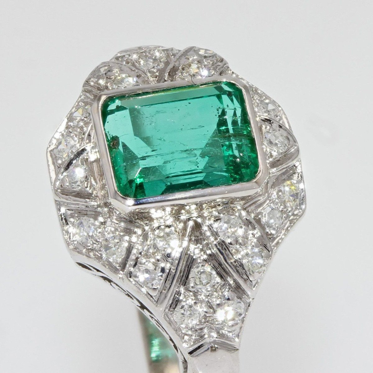 Emerald And Diamond Art Deco Ring-photo-3
