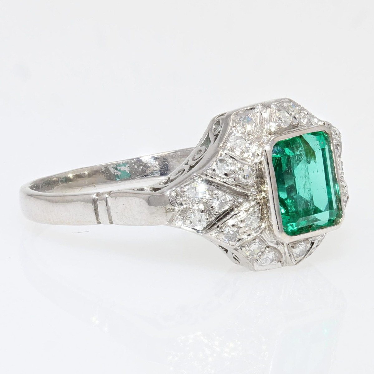 Emerald And Diamond Art Deco Ring-photo-4