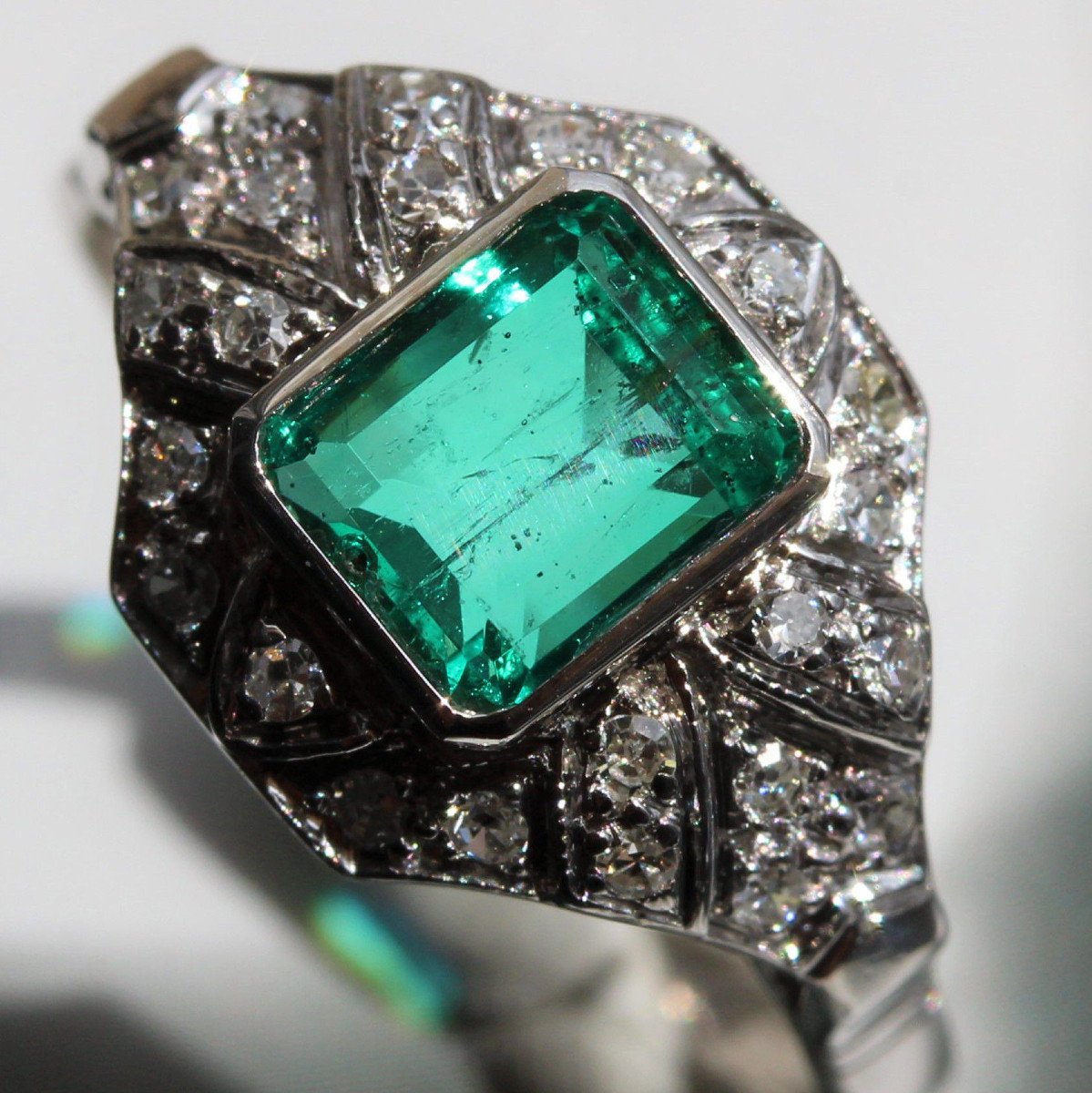 Emerald And Diamond Art Deco Ring-photo-5