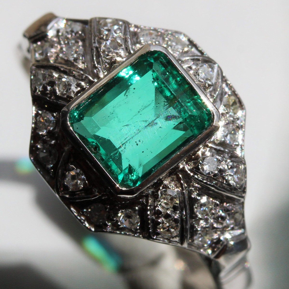 Emerald And Diamond Art Deco Ring-photo-7