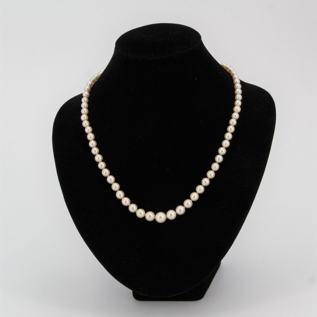 Falling Cultured Pearl Necklace-photo-3