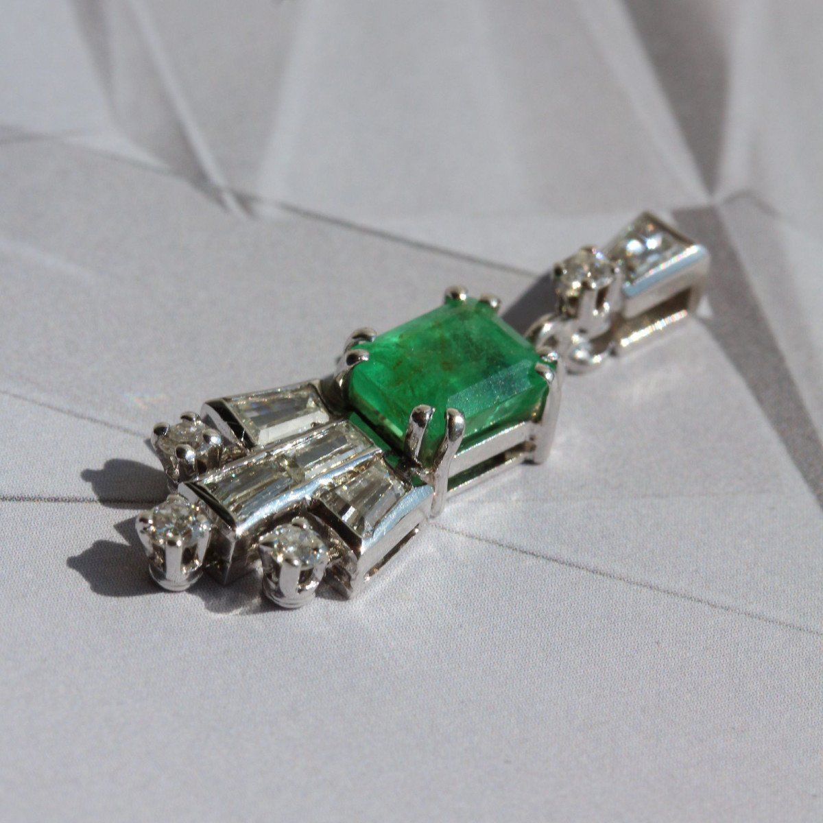 Vintage Diamond Emerald Pendant-photo-6