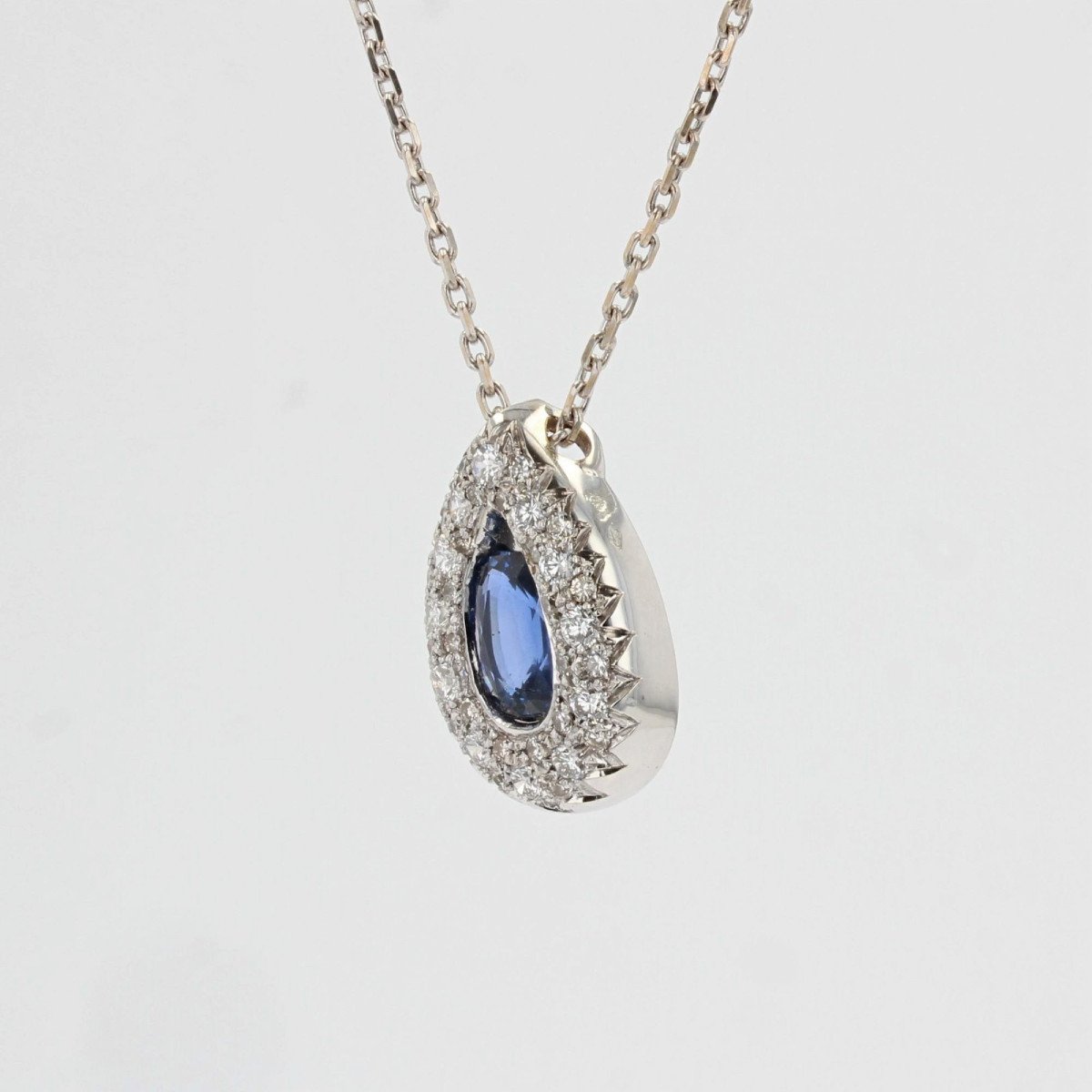 Drop Sapphire Diamond Pendant And Its Chain-photo-1