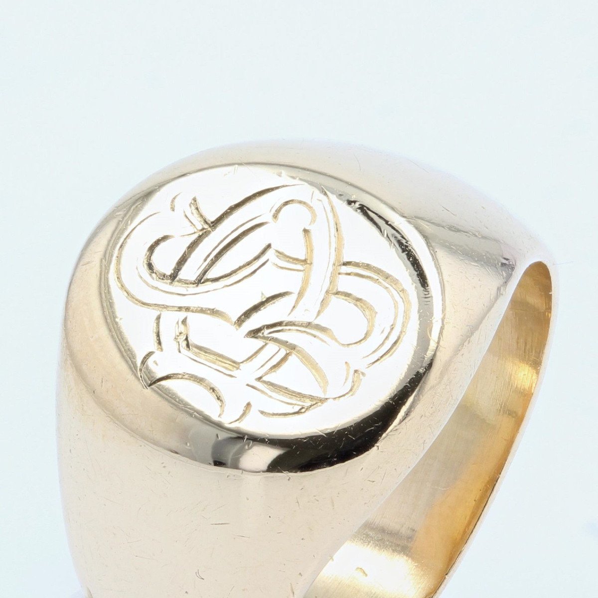 Old Gold Signet Ring Engraved With Initials-photo-4