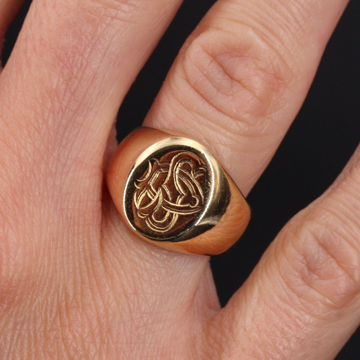 Old Gold Signet Ring Engraved With Initials-photo-2